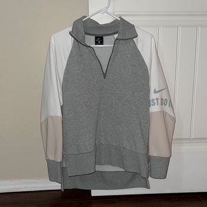Nike pullover
